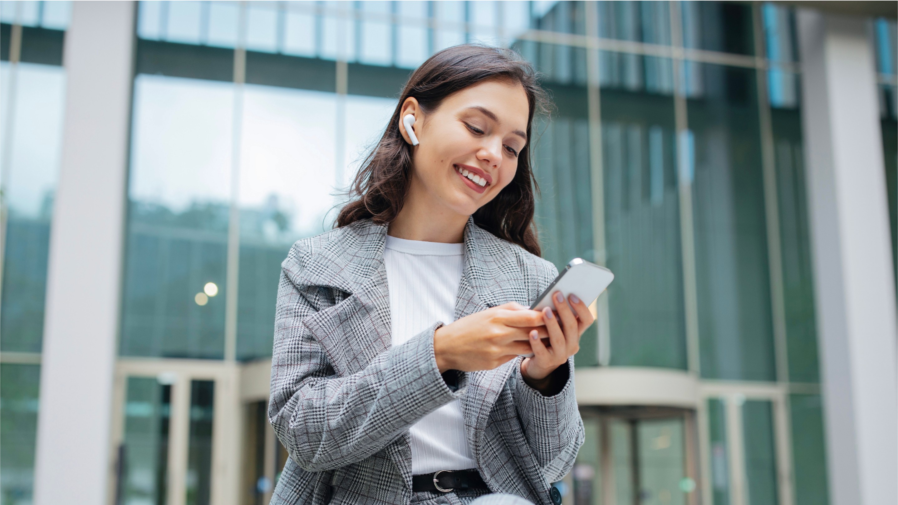 Influencer & UGC Growth - Banner.jpg